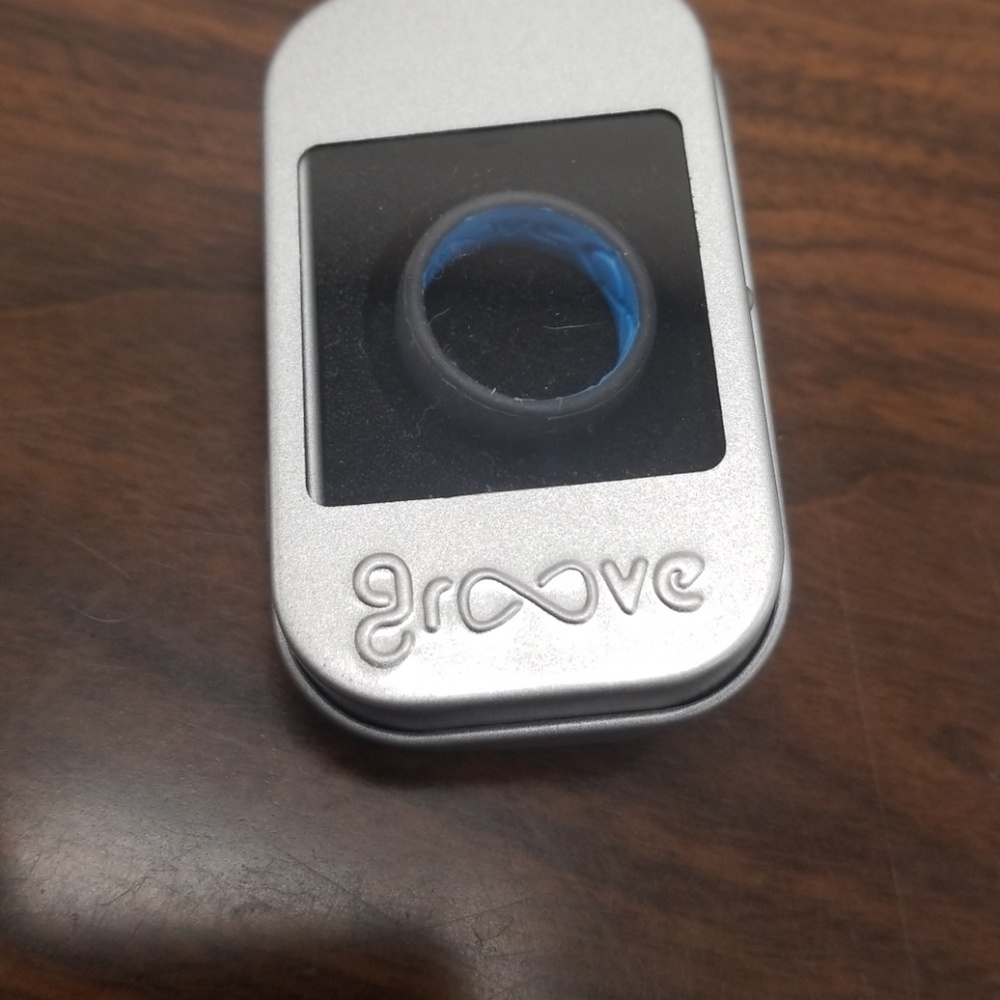 Groove Ring - Picture 2 of 4